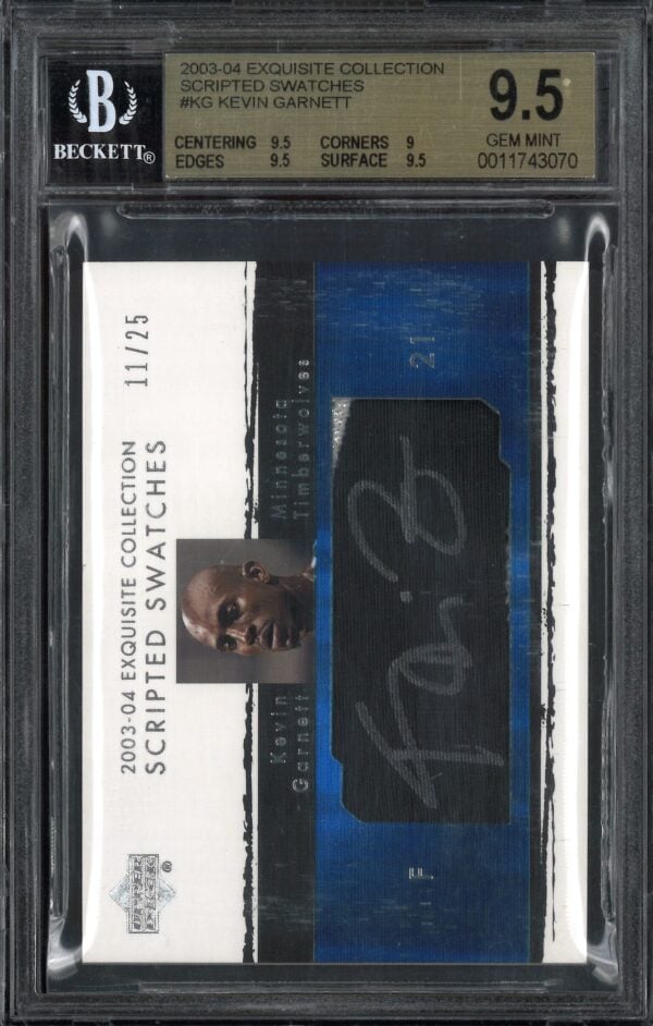 2003-04 EXQUISITE COLLECTION SCRIPTED SWATCHES KEVIN GARNETT PATCH AUTO /25 #SS-KG BGS 9.5 AUTO 10