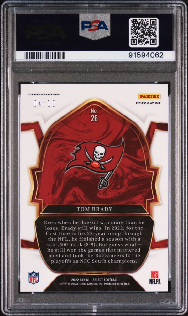 2022 PANINI SELECT TOM BRADY GOLD PRIZM #26 PSA 10 GEM MINT - Image 2
